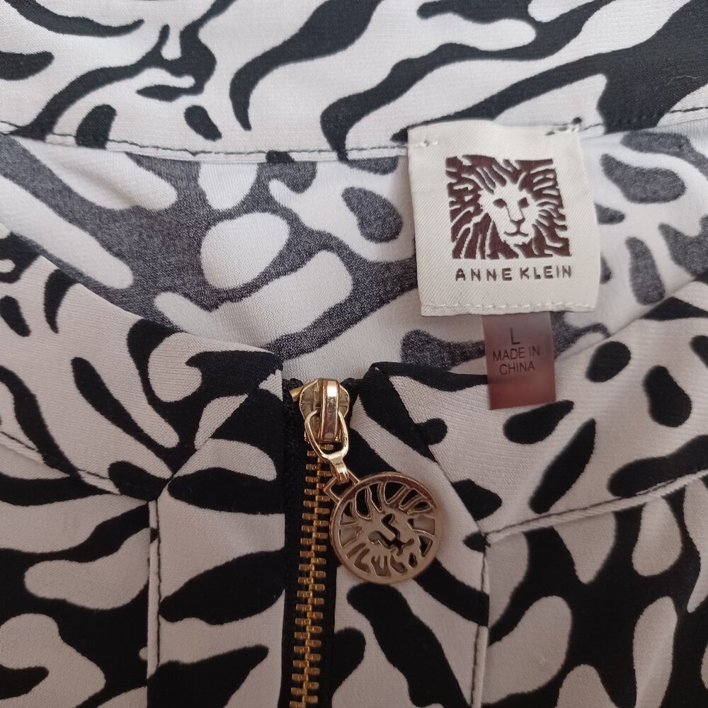 Women's Anne Klein Zebra Print 1/4 Zipper Sleeveless Blouse Size Large - Picture 3 of 7
